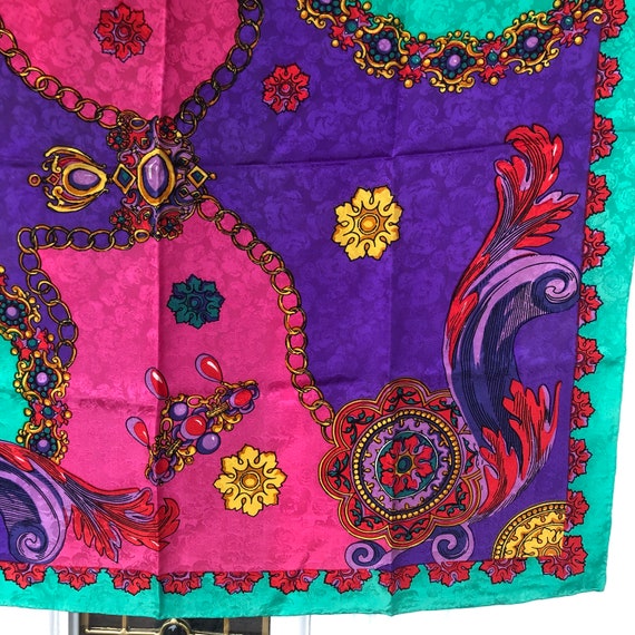 Silk Scarf - Vtg 70s Bold French Twill Baroque Green Purple Fuchsia, Chain Feather Print 32 inch square, lacking full tag View 6