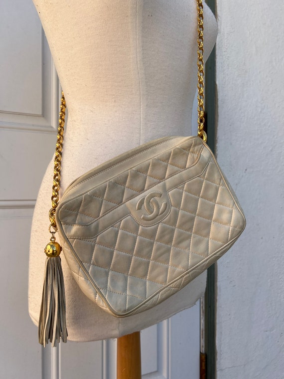 Chanel 1990s Cream Quilted Leather Camera Crossbody Bag 