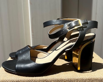 Authentic Chloe Black Leather Ankle Strap Sandals.
