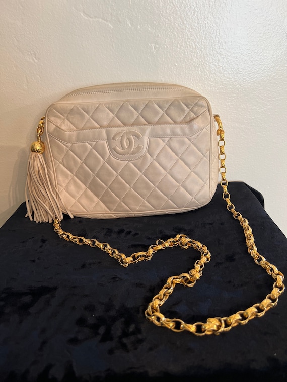 Chanel 1990s Cream Quilted Leather Camera Crossbody Bag 