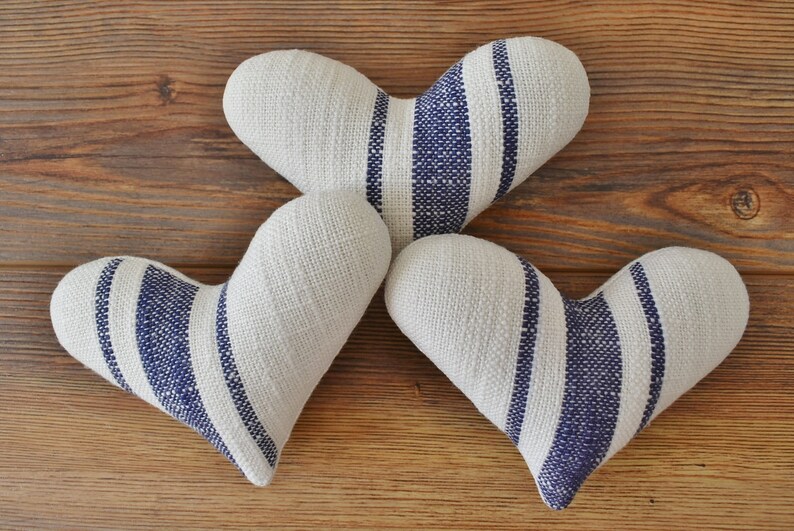 Primitive Heart Bowl Fillers ~ Grain Sack Fabric ~ Farmhouse Ornies