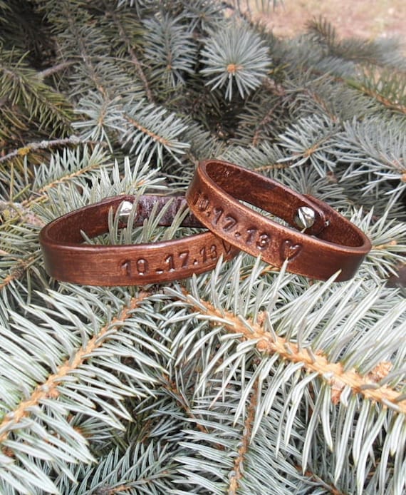 2x Best friends bracelets Cuff leather bracelets BFF bracelet His Hers Bracelets Wedding anniversary gift Personalized engraved wristband