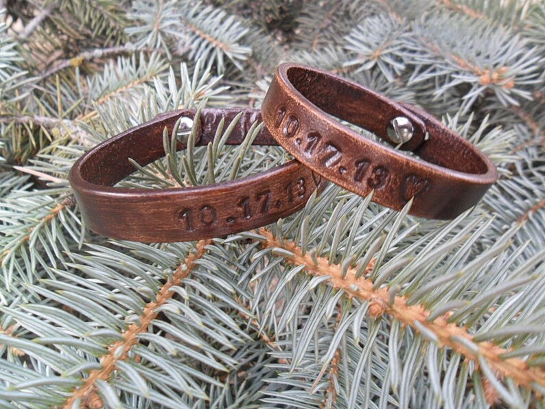 2x Best friends bracelets Cuff leather bracelets BFF bracelet His Hers Bracelets Wedding anniversary gift Personalized engraved wristband