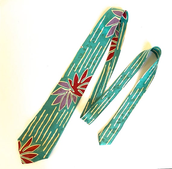 Flowered necktie - image 3