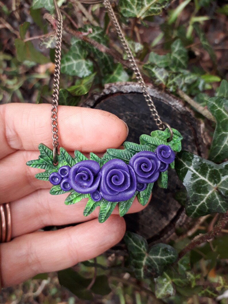 Clay rose jewelry Green fairy flower necklace Polymer clay roses necklace Forest fairy flower pendant Elegant rose necklace,Meleth