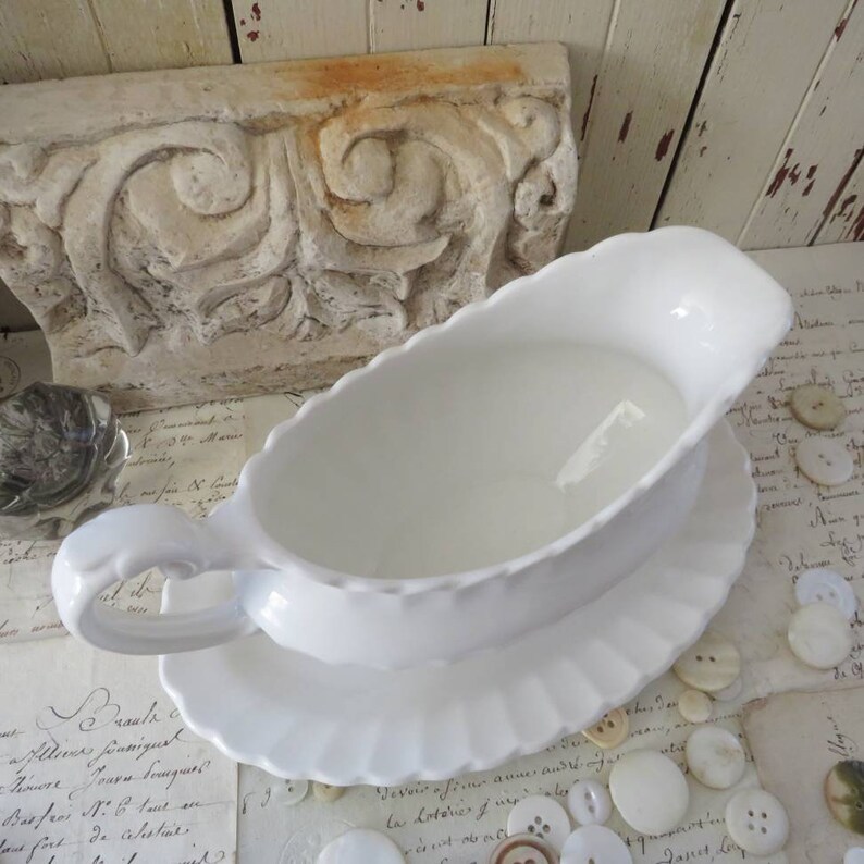 Vintage J & G Meakin England Classic White Gravy Boat and Drip Etsy