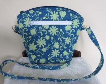 Bolsa de ombro em tecido floral videira
