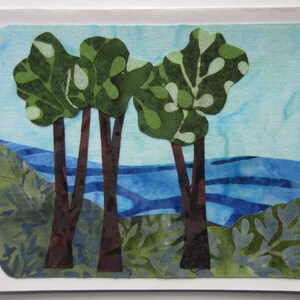 Alberi vicino al lago Note Card