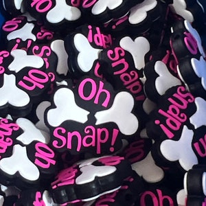 864 Oh Snap Silicone Focal Bead