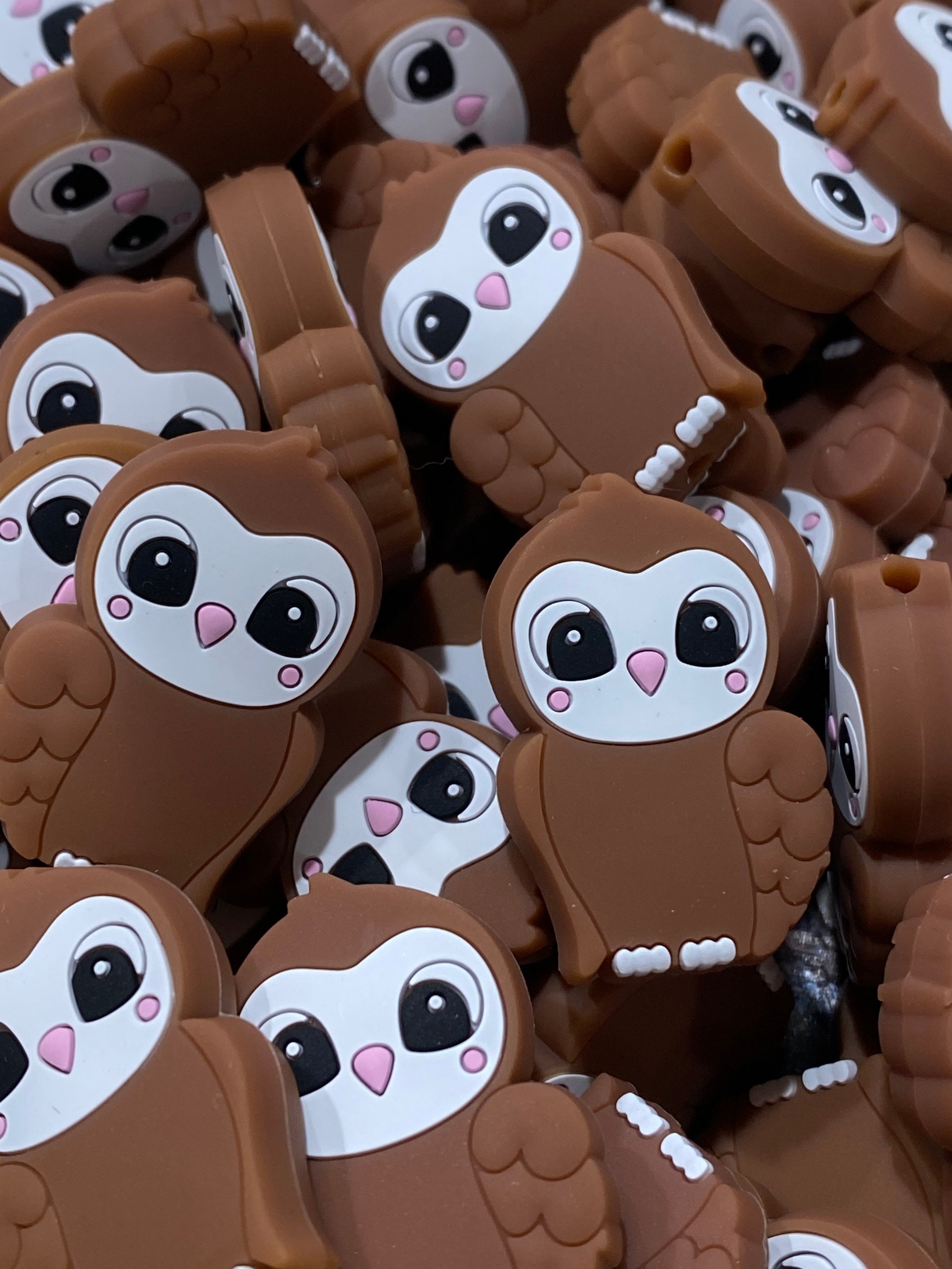 876 Owl Silicone Focal Bead