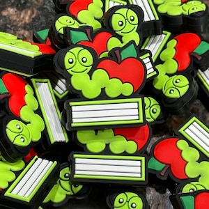 191 Bookworm Silicone Bead