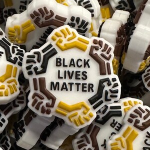 739 Jiti’s Touch Exclusive: BLM Silicone Focal Bead