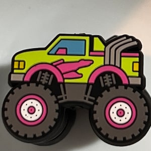 659 Jiti&#39;s Touch Exclusive: Monster Truck Silicone Focal Bead