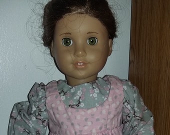 Muñeca de 18" Vestido floral gris con jersey floral rosa