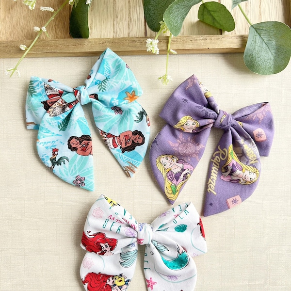 Disney princess hair bows, Mulan bows, Ariel, Rapunzel,Moana, Rapunzel hair bow, The little mermaid hair bows