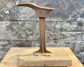 Antique Cobblers Anvil, Large Vintage Anvil, Wooden Anvil Stand, Rustic Home Decor, Farmhouse Antiques, Blacksmith Tools, Old Primitive Tool