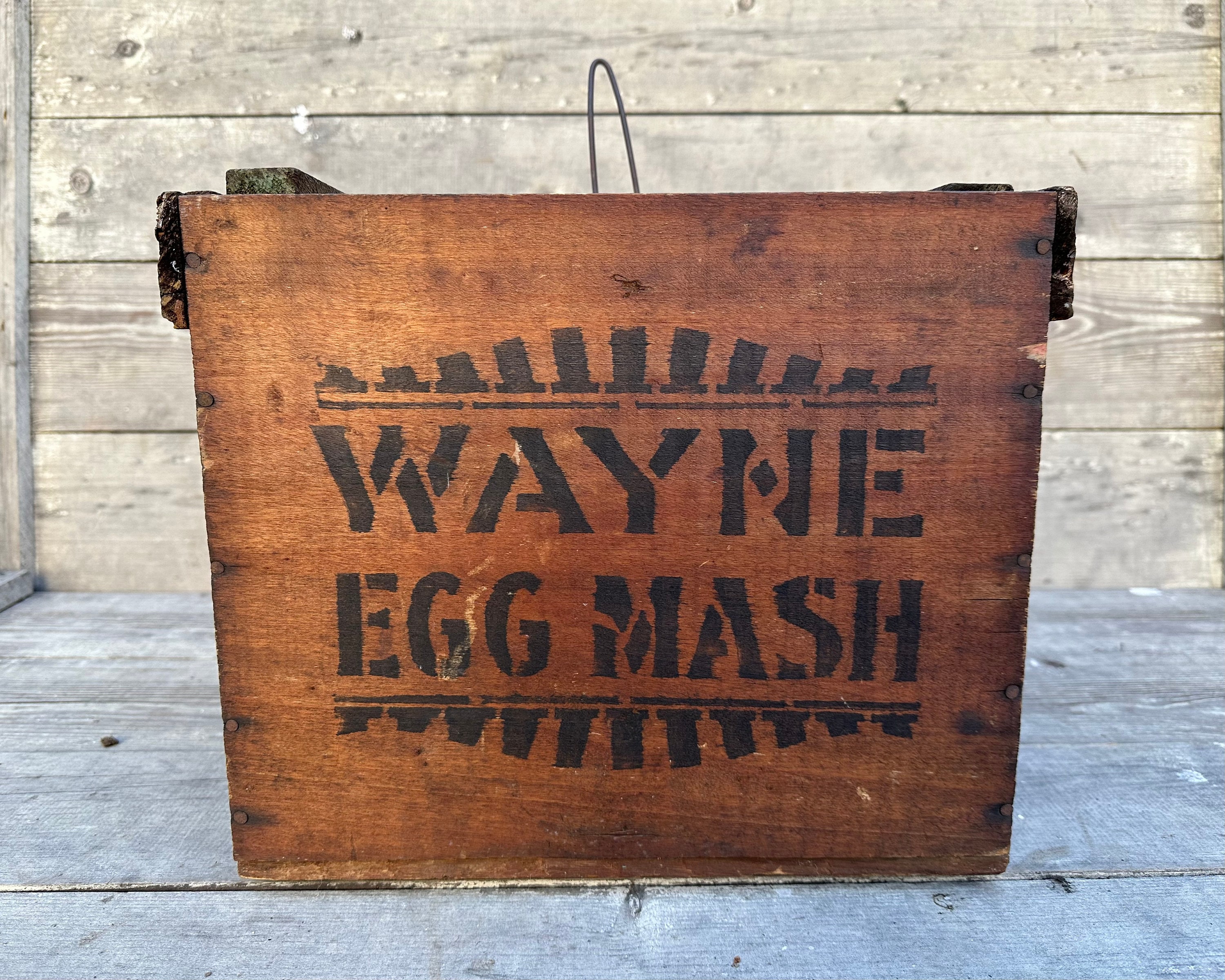 Antique Egg Csrrier WAYNE EGG MASH 1800s Farmhouse Wooden Box Crate, Farm House Rustic Home Decor, Primitive Advertising