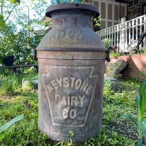 Antique Milk Can, KEYSTONE Dairy Farms Milk Can, Maryland Pennsylvania Advertising dairy Can Farmhouse Antiques Yard Art Outdoor Decorations