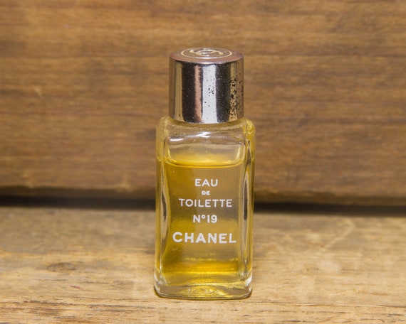 vintage chanel perfume