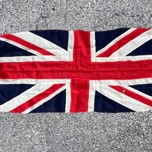 Antique Union Jack Flag, British WWI WWII Flag, Nautical Ships Flag, LARGE Old Flag, Vintage flags, Wall hanging British Antiques Home Decor