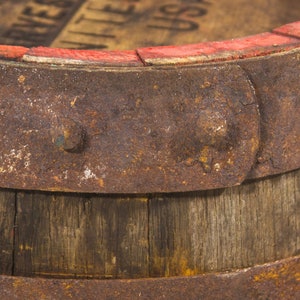 Antique Wooden Barrel Beer Barrel Whiskey Barrel J.W Lees Vintage Harvest Ale Wood Barrel Breweriana Industrial Side Table Rustic Home Decor image 4