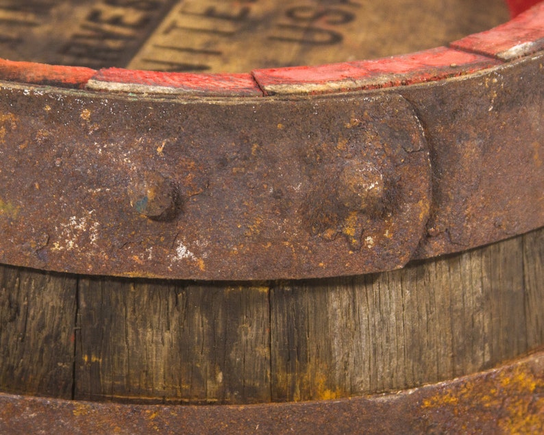 Antique Wooden Barrel Beer Barrel Whiskey Barrel J.W Lees Vintage Harvest Ale Wood Barrel Breweriana Industrial Side Table Rustic Home Decor image 4