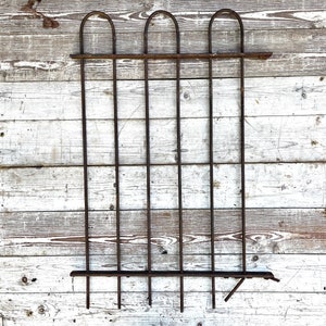 Antique Garden Fence Wrought Iron Hairpin Fence Victorian Gate Outdoor Decorations Shabby Chic Decor 1800s Architectural Salvage Yard Art