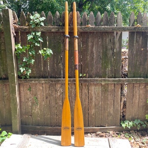 Vintage WOODEN Oars, Lake House, Canoe Boat, Nautical Boat Decor, Cabin Wall Hanger, Primitive, Vintage Rustic Home Decor, Beach House dECOR