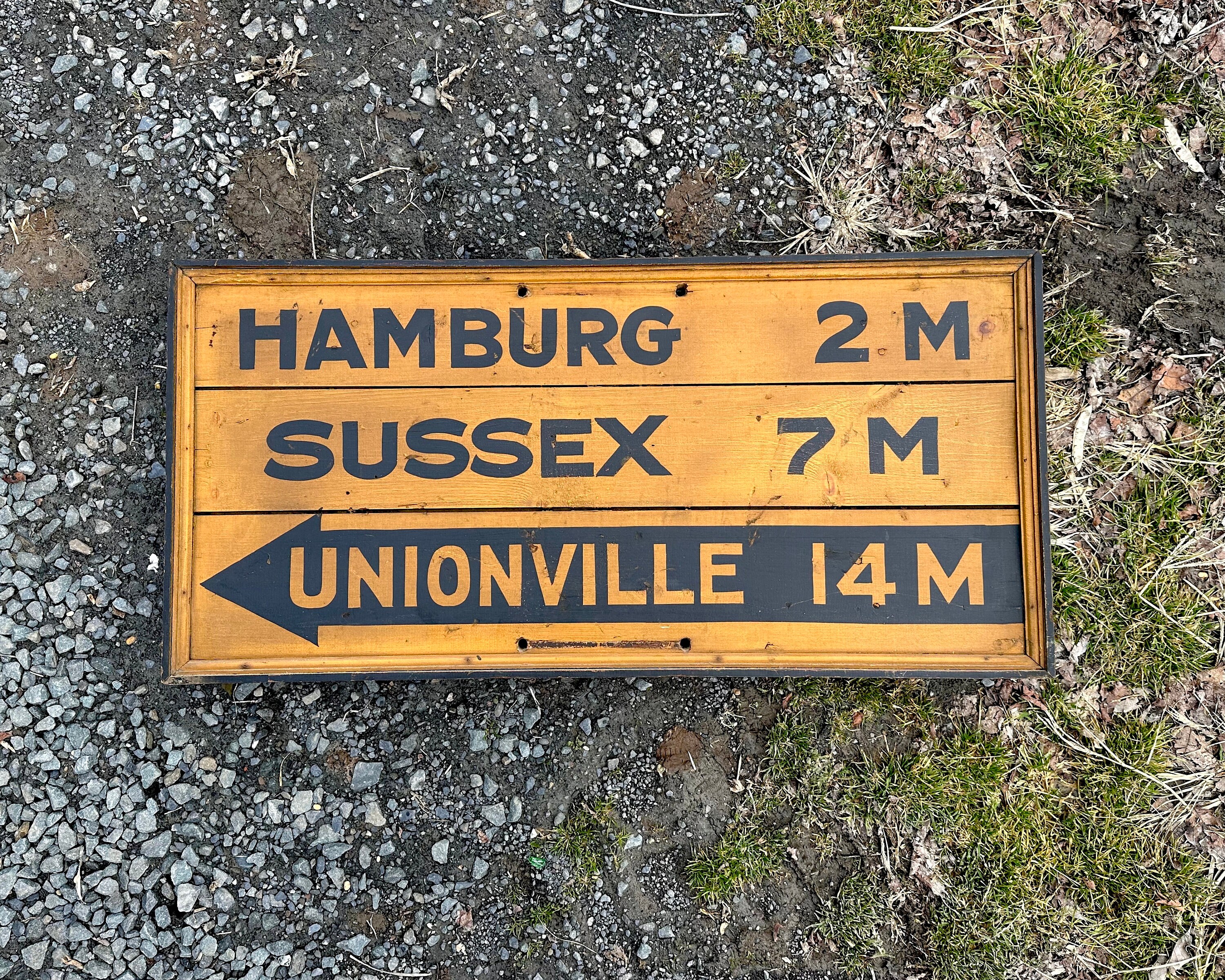 Antique Wooden Unionville New Jersey Sign 19th Century, Hamburg Sussex Directional Arrow Highway Sign, EARLY WOOD Sign, Primitive Mustard
