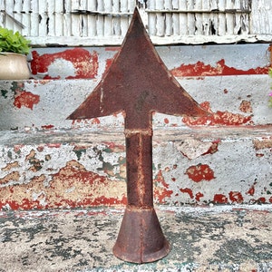 Antique Arrow Finial Large 19&#39;&#39;  19th Century Rooftop Victorian Roof Topper, Rustic Home Decor, Primitive Folk Art Sculpture Art Object