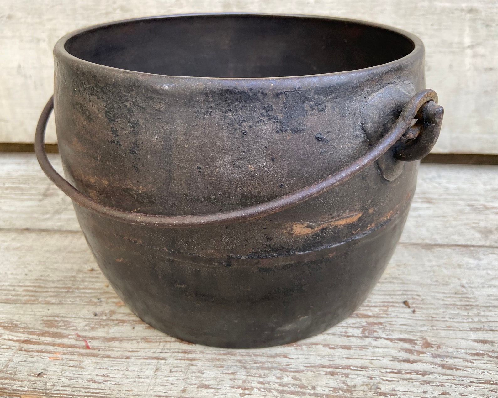 Antique Cast Iron Bean Pot Footed Cauldron Witches Pot Cowboys Etsy