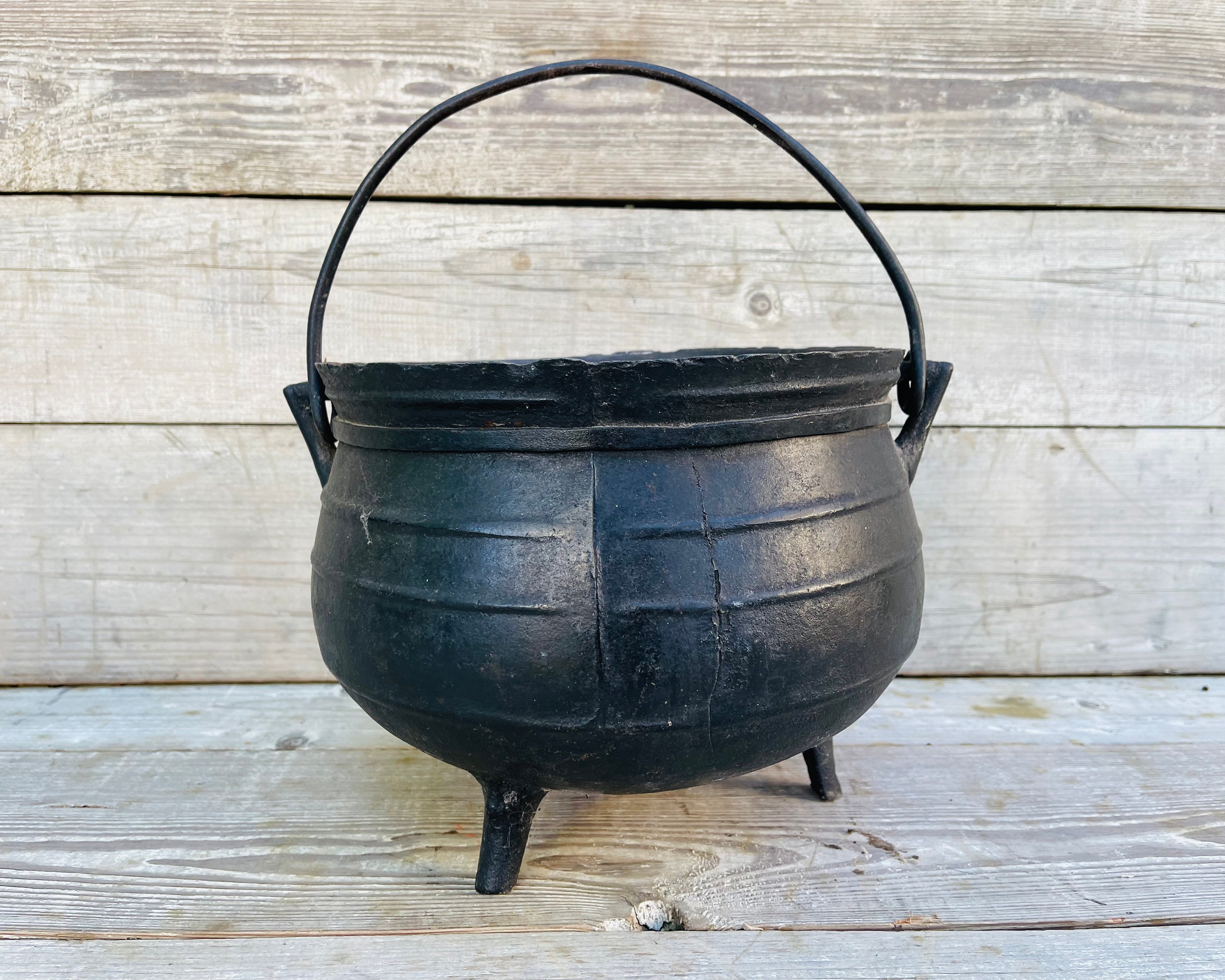 Large cast iron kettle hotsell