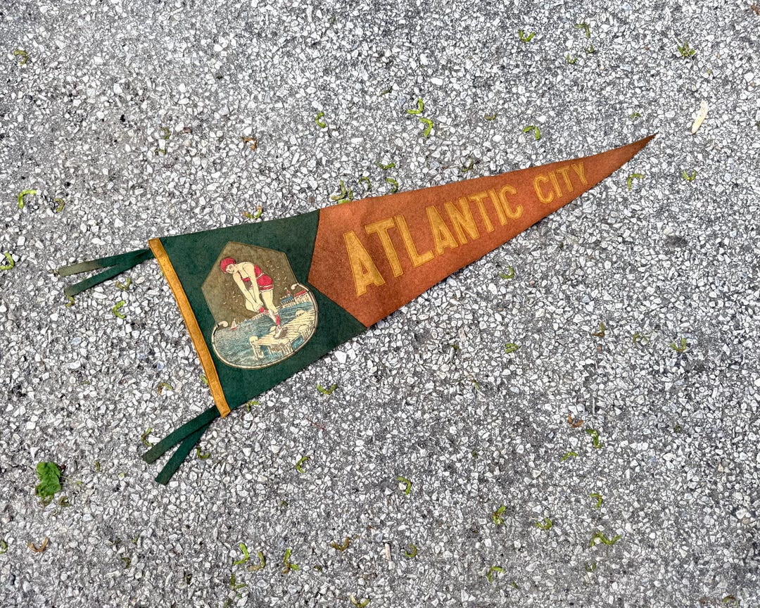 【ri】papier city swimmer Aileen Riggin, Rhode Island's Tiny Olympic Swimmer Who Made