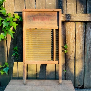 Vintage Washboard, Antique Metal Wash Board, Shabby Chic, AMERICANA Rustic Home Decor, Farmhouse Antiques, Farm House Style, WALL DECOR