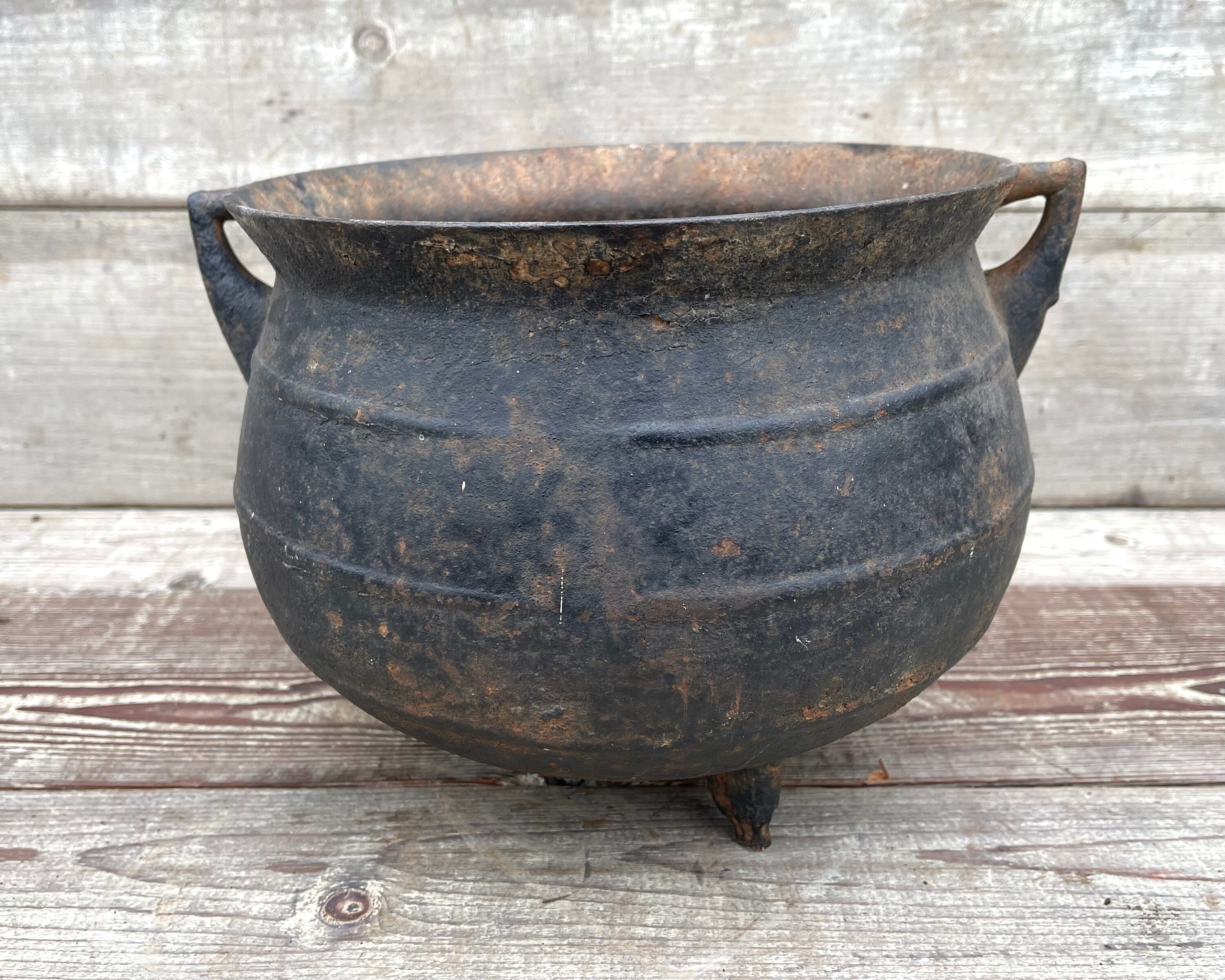 Antique Cast Iron Cauldron Vintage Footed Cauldron With Gate Etsy