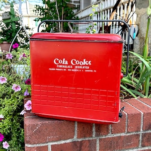 Vintage Cooler, 1950s Picnic Cooler, Metal Ice Box, Small industrial Party Cooler, Mid Century Advertising, Home Decor, Ice Chest, Beer