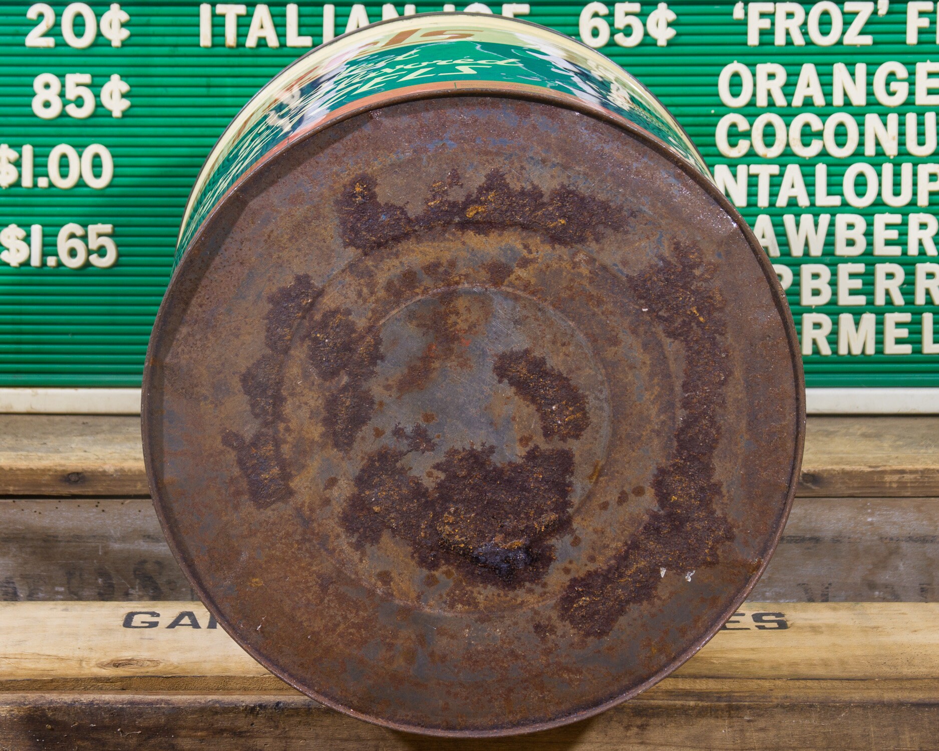 Vintage Tritzels Pretzel Tin: 