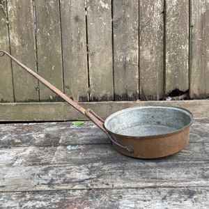 Vintage Copper Pot  8 1/4&#39;&#39; Copper Pan Candy Making Bowl Industrial Copper Bowl Dish Rustic Home decor Wall Hanging Kitchen Wall Hanger Old