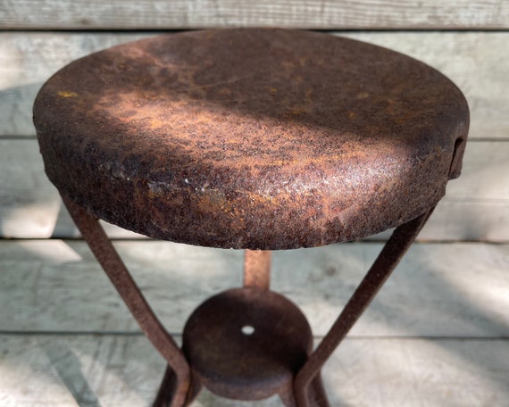 Antique milking chair outlet