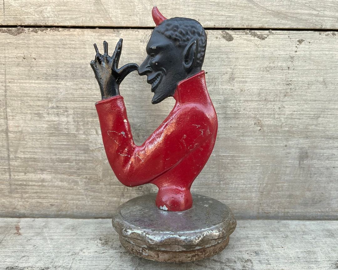 DEVIL Hood Ornament Topper Radiator Cap Cover Devil Thumbing His Nose