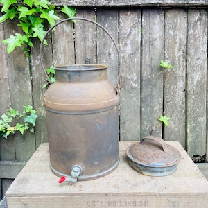 Vintage Milk Can Large Metal Milk Jug Steel Dairy Can Farmhouse Antiques Garden Art Yard Decor Rustic Home Decor Milk Jug Small Black Churn