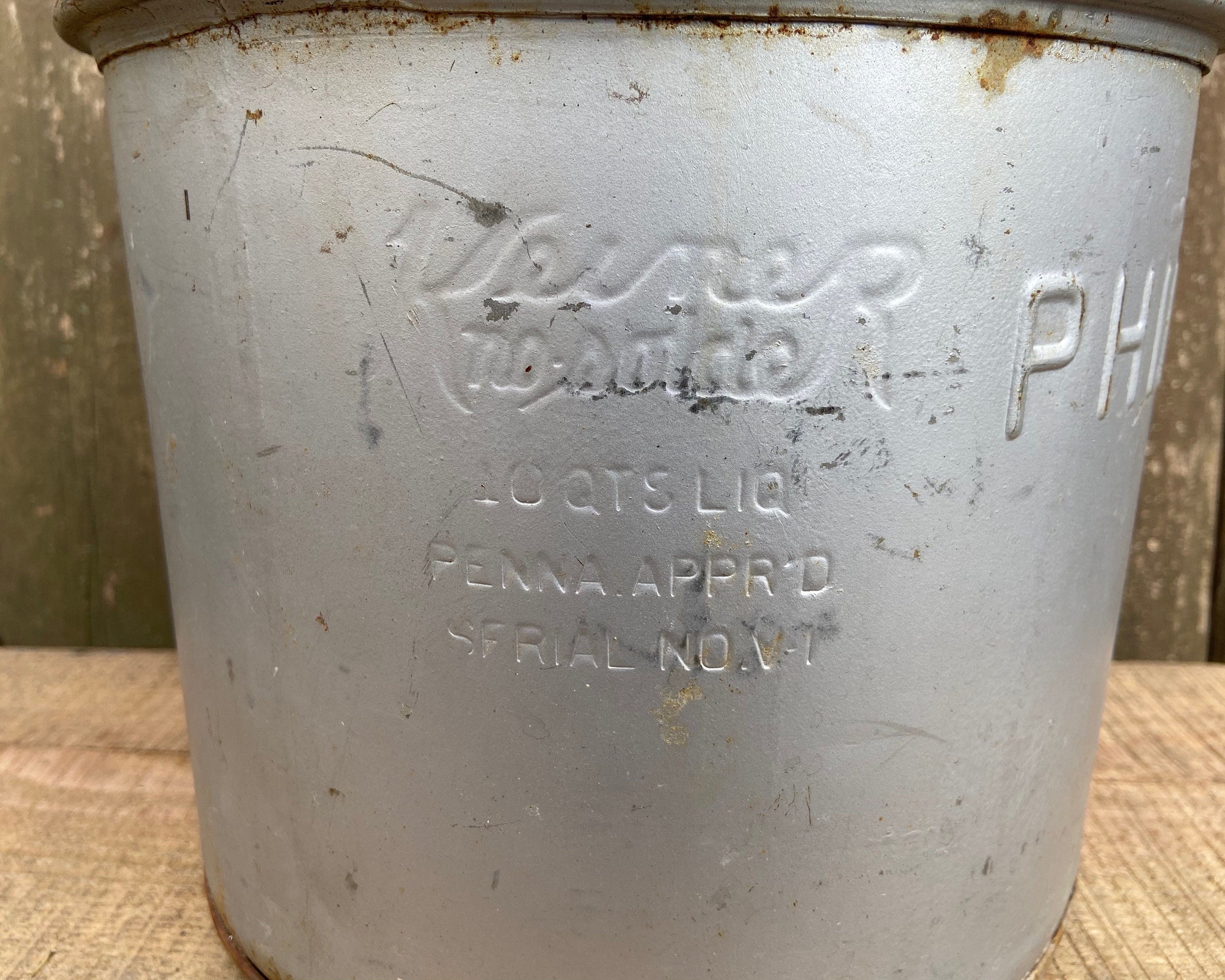 アンティーク金属製ミルク缶 蓋付き アルミ製 ミルク缶 蓋付き SLM | Brocante de La Cocotte