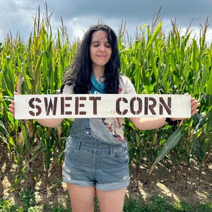 Vintage Sweet Corn Sign, Amish Country Farm Stand, Primitive Painted Wall Hanger, Old Wooden Trade Sign, Wall Art, Cabin Decor