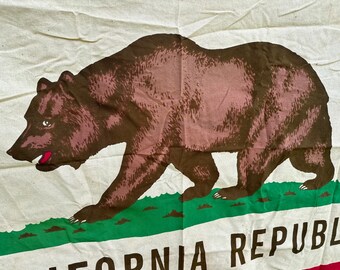 ヴィンテージ カリフォルニア ベア フラッグ: 茶染めの緑青