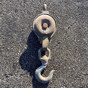 Large Antique Cast Iron Pulley: Rustic Farmhouse Decor (20&#39;&#39;x6&#39;&#39;)