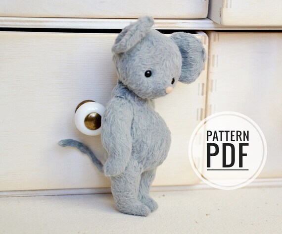 mouse stuffed toy