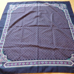 Vintage Laura Borgese blue scarf