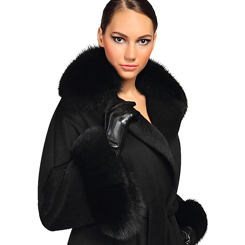 Light Pink Wool Cashmere Coat With Removable Real Fox Fur Collar and