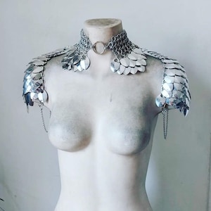 Athena Scalemail & Chainmail Shoulder Armor