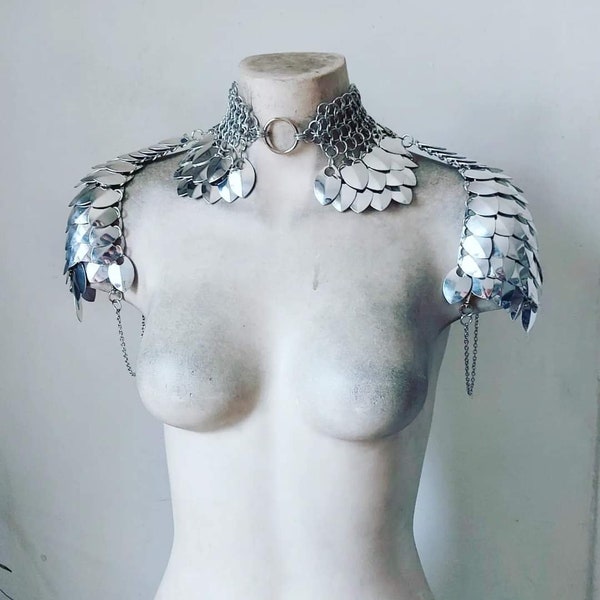 Athena Scalemail & Chainmail Shoulder Armor